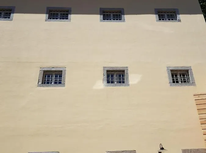 Stadthotel - Alte Gefaengnis * Braunau am Inn